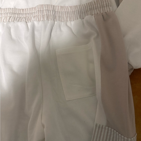 Authentic Louis Vuitton Damier Azur Emilie Wallet on unbranded chain - Picture 14 of 16